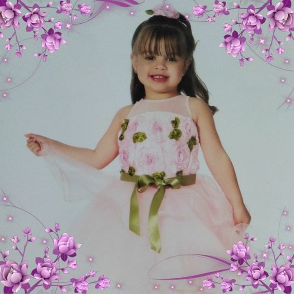 Meet your Posher, Monica - Picture 1 of 1